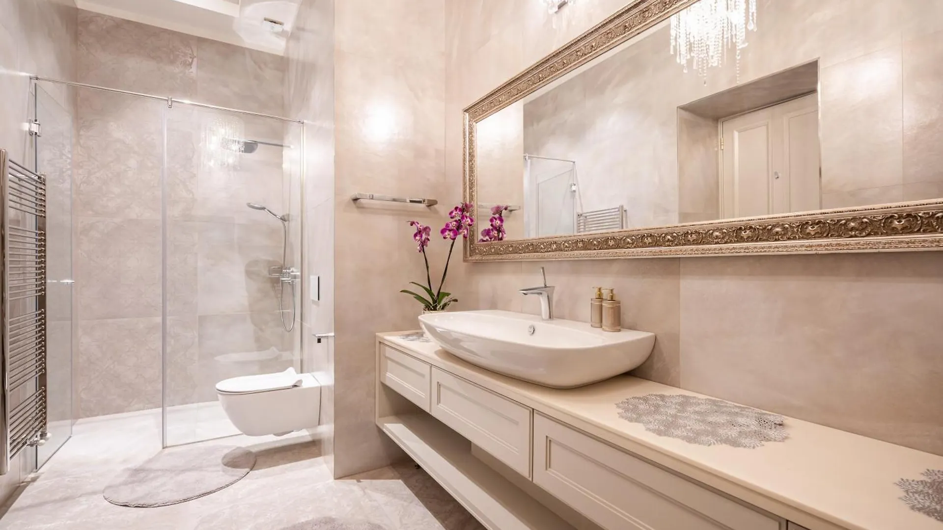 Basilica View Prime Apartment With Free Parking Budapest