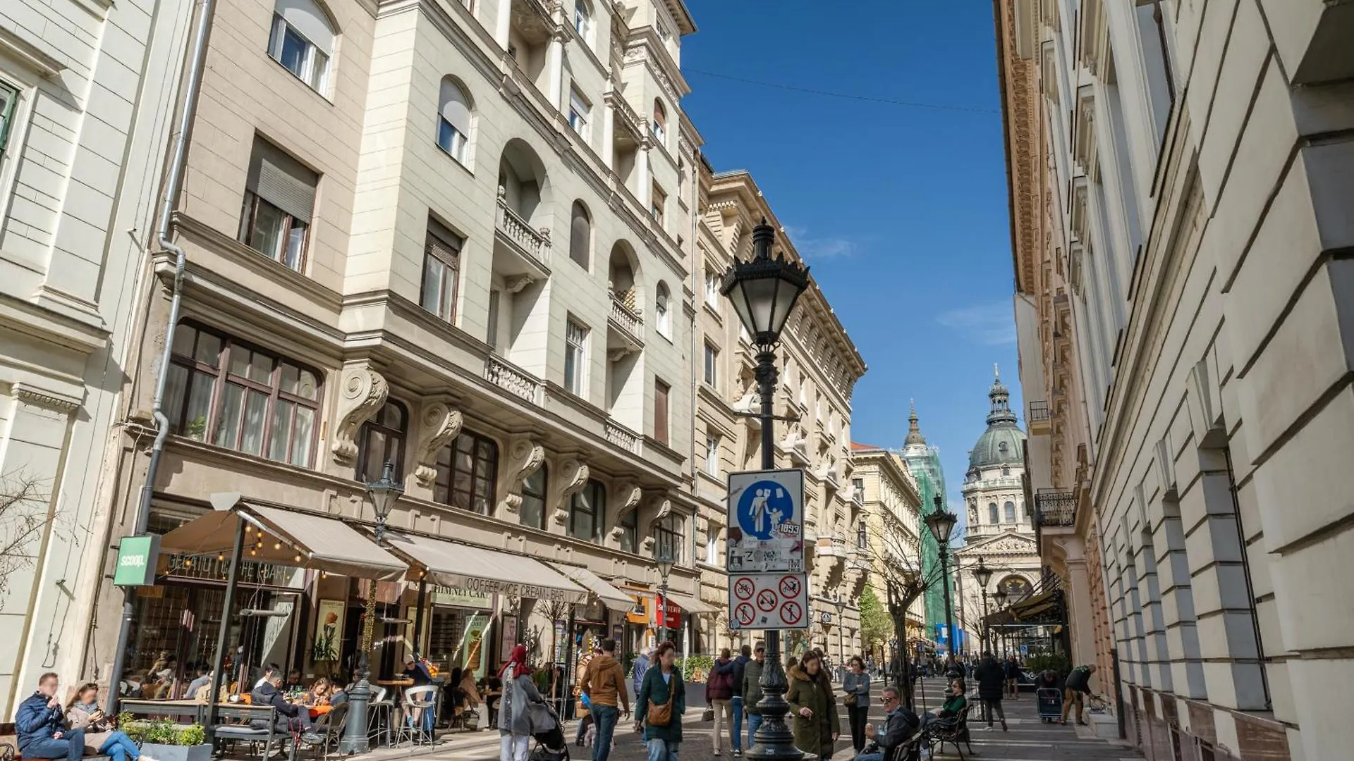 Basilica View Prime Apartment With Free Parking Budapest