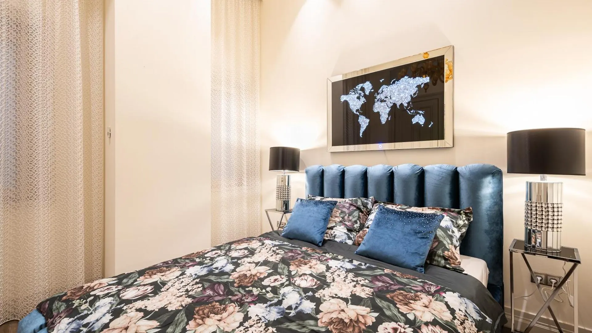 Basilica View Prime Apartment With Free Parking Budapest