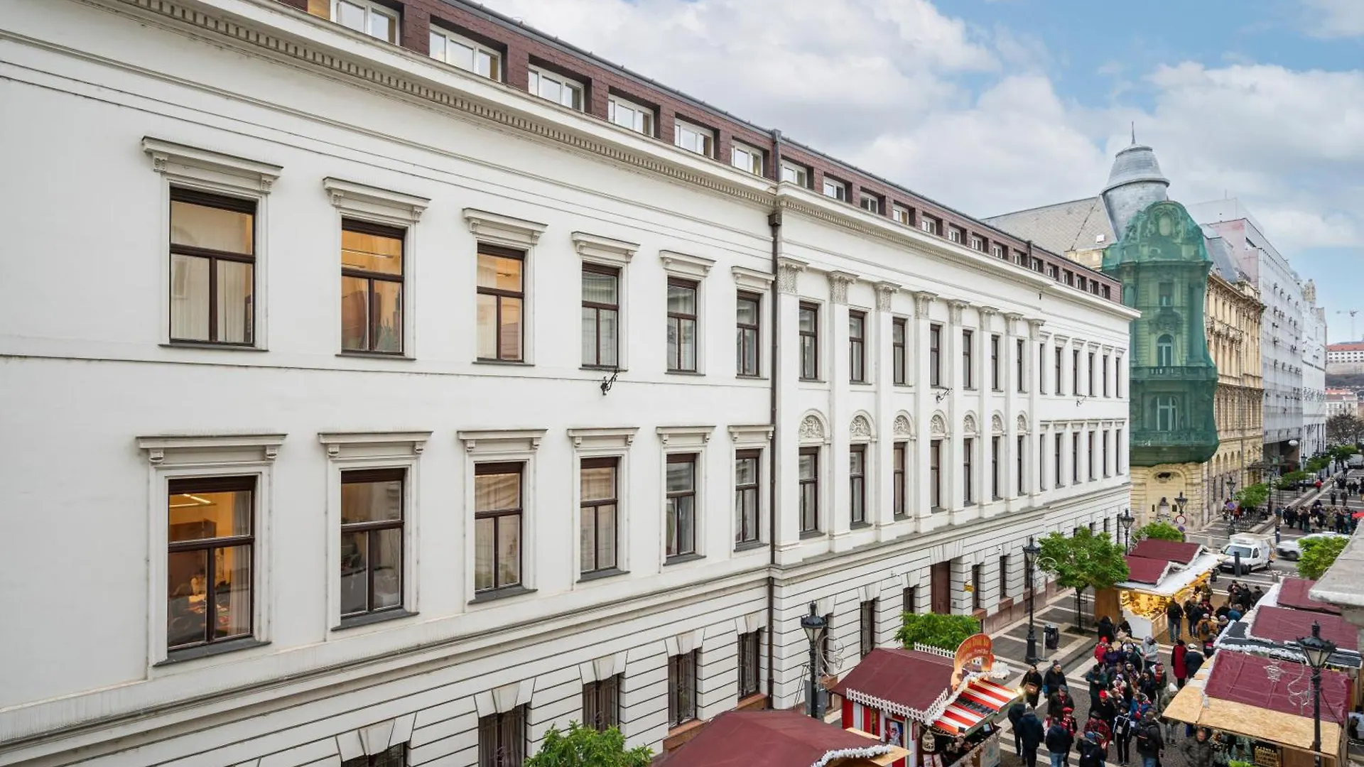 Basilica View Prime Apartment With Free Parking Budapest