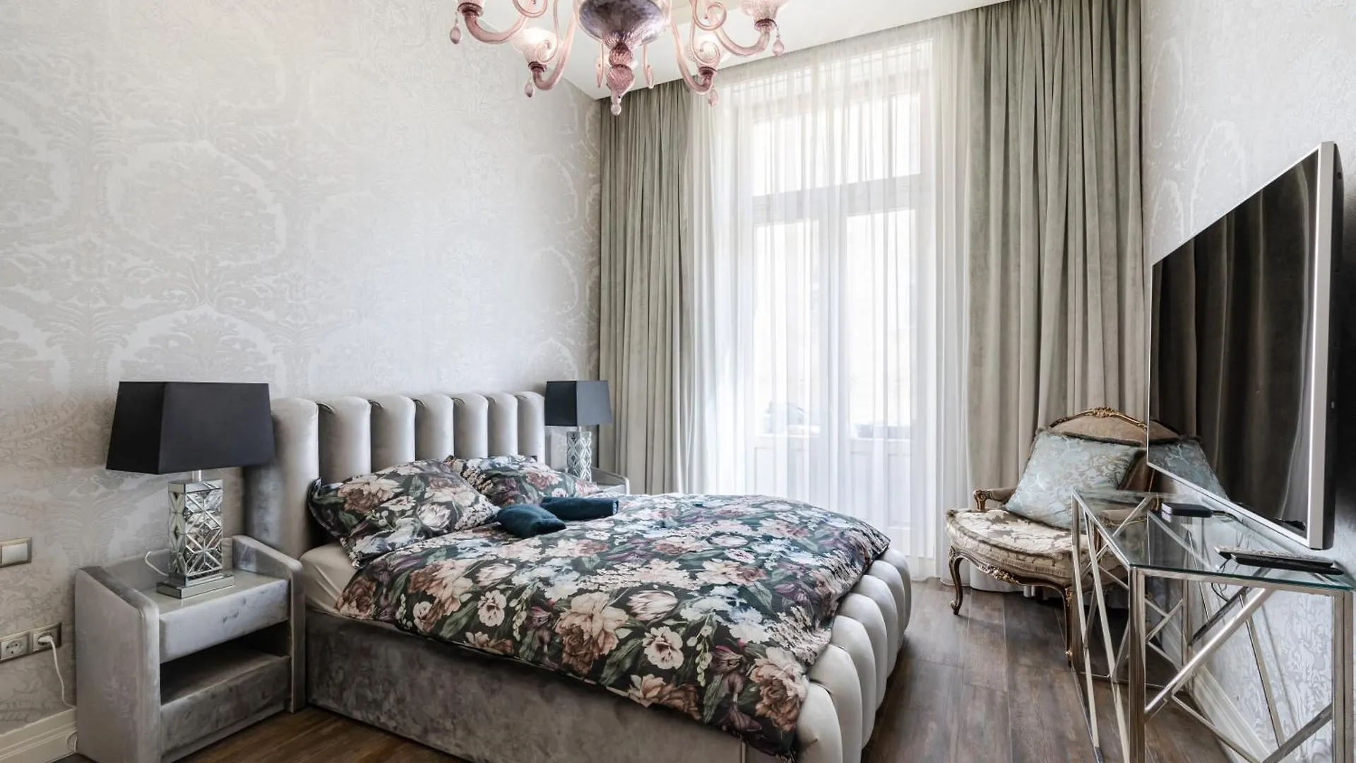 Basilica View Prime Apartment With Free Parking Budapest